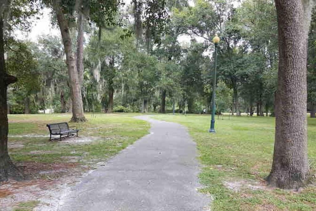Stylish Bungalow Near Dining, Parks & Entertainment Jacksonville Buitenkant foto